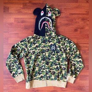 Rare Bape x Medicom Bearbrick ABC Green Camo Shark Hoodie Size XL